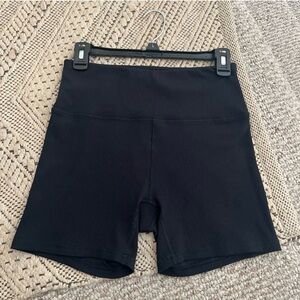 Ribbed Biker Shorts
